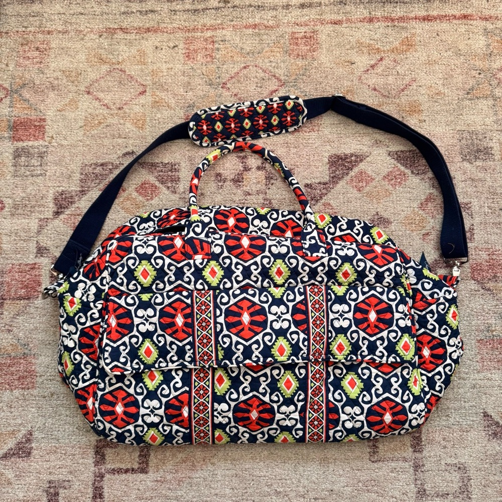 EUC Vera Bradley Sun Valley Grand Weekender
